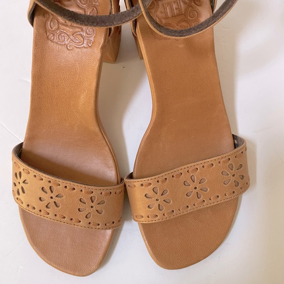 BALI ELF Beautiful Handmade Leather Ankle Strap Sandals 
Size 7.5 - Picture 5 of 16